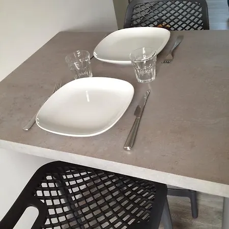 Apartment Neo - Sleep In Valenciennes