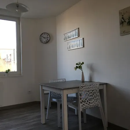 Apartment Neo - Sleep In